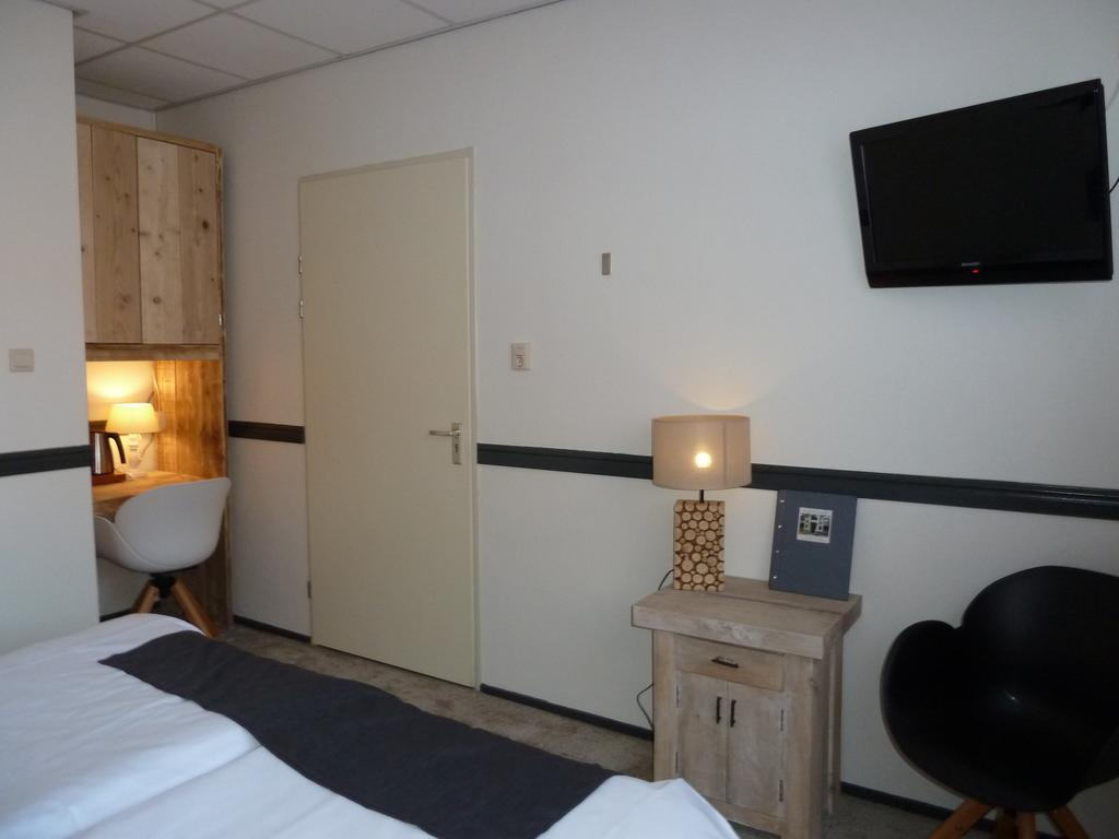 Hotel Centraal Harlingen Exterior photo